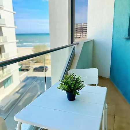 Sea View 2